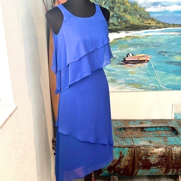 NWT,Antonio Melani, Gorgeous Softly-Layered Dress, (MSRP $170), Size 0 - Picture 1 of 14
